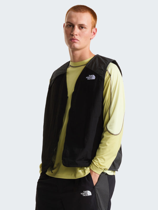 The-NSE-Tech-Gilet_7_600x.jpg Gilet Leggero in Tessuto FlashDry Nero