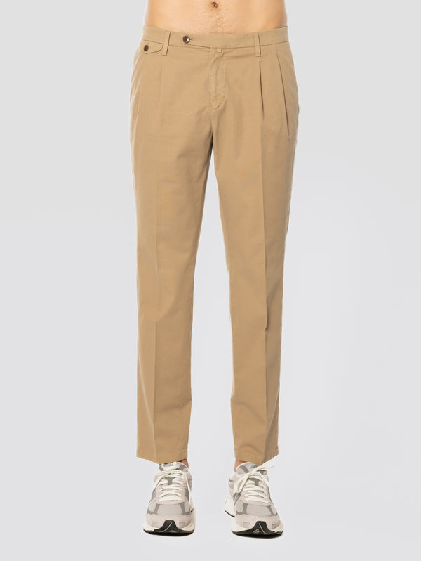 image-94_dd8f764a-4607-4000-85d5-d4586c84c3b1_600x.jpg Pantaloni Easy Fit con Pences Sabbia